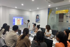 Dr Thái Nguyễn Smile Đào Tạo Nội Bộ Nhân Viên ViDental về Chuyên Môn Các Bệnh Lý Về Răng Miệng